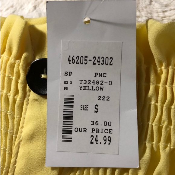 Yellow button top - Picture 3 of 4